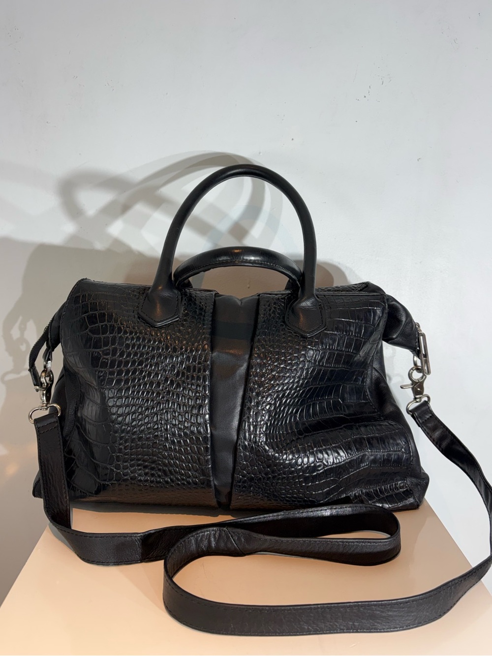 Walter by Walter Baker Black Croc Embossed Leather Satchel Crossbody Bag - Picture 2 of 13